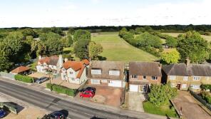 The Tudors, Epping Road, Nazeing, Waltham Abbey EN9 2DH