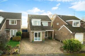 54, Crawley Close, Luton LU1 4BT