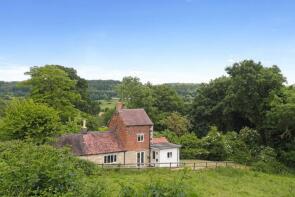 Wayside Cottage, Gloucester Road, Pitchcombe, Stroud GL6 6NA