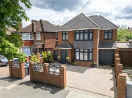 7, Beverley Drive, Edgware HA8 5NQ