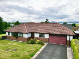 8, Wellside Road, Balloch, Inverness IV2 7GS