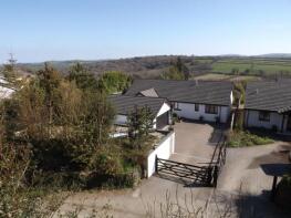 Innisfree, Pool Road, Trewen, Launceston PL15 8QF