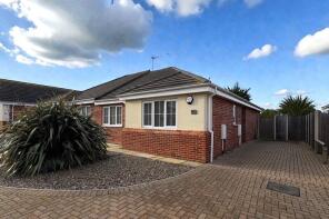 21, Coppice Close, Lowestoft NR32 3FG