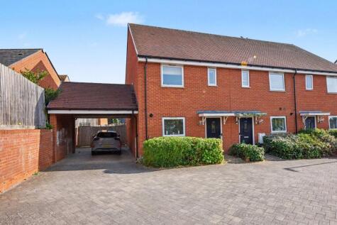 Fairway Drive, Chelmsford, Essex, CM3 3FH