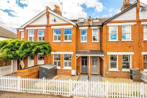 Blackmores Grove, Teddington