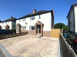 20, The Crescent, Montford Bridge, Shrewsbury SY4 1DZ