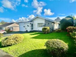 1, Ffordd Llifon, Llangefni LL77 7PA