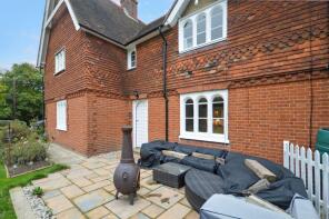 2, The Terrace, The Street, Ashford TN27 0QB