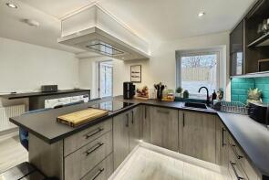 8, Sea View Place, Cleator Moor CA25 5LZ