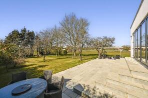 Westmead, Stone Street, Hythe CT21 4HT