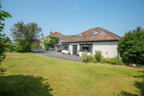 Killiney, Longsplatt, Corsham SN13 8DF
