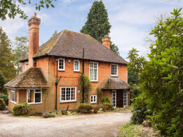 Burbank, Bepton Road, Midhurst GU29 9RB