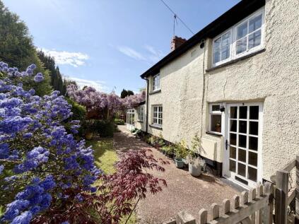 Exmouth Road, Lympstone