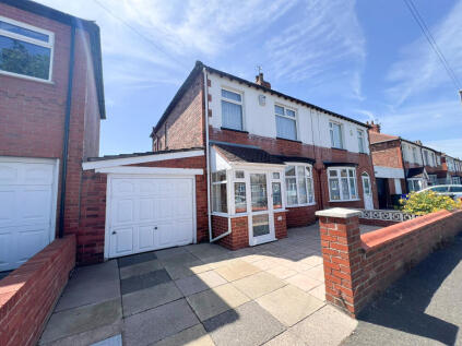 68, Balmoral Drive Denton, Denton