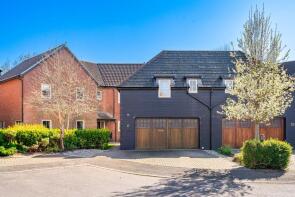 17, Bellrope Meadow, Dunmow CM6 2FE
