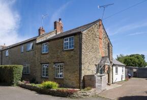 Gable End, Chapel Lane, Brackley NN13 5PG