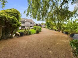 Old Chapel Cottage, A38 Standish Lane To Whitminster Roundabout, Bristol Road, Gloucester GL2 7LU