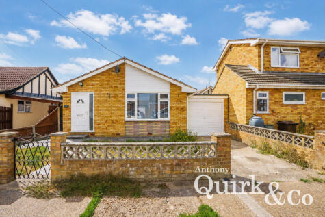 Avon Road, Canvey Island, SS8