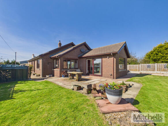 3 bed detached bungalow for sale Orchard House, D