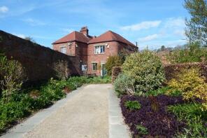 2 Garden Cottage, Kirkley Park, Newcastle Upon Tyne NE20 0BE