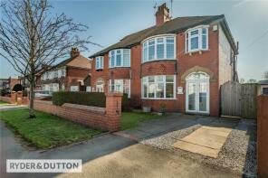 19, Thornham Old Road, Oldham OL2 5UN