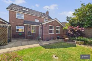 1, Wren Close, Brackley NN13 6QJ