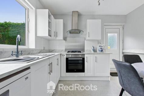 Kempton Park Road, Doncaster, DN5