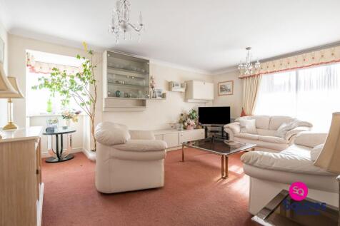 Regency Crescent, Windsor House, NW4