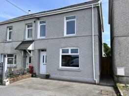 97, Pontardulais Road, Tycroes, Ammanford SA18 3QA
