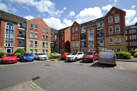 2/1 59 Greenhead Street, Glasgow Green, Glasgow, G40 1DG
