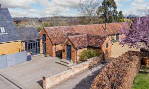 Four Arches, Grove Farm Barns, The Green, Banbury OX17 1XA