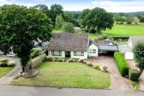 Oakenshaw, Perrymill Lane, Sambourne B96 6PD