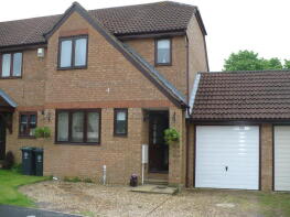 23, Treen Close, Kettering NN14 4UU