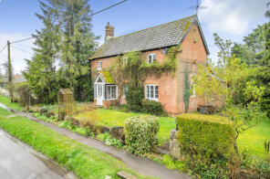 Cross Keys House, The Street, All Cannings SN10 3NY