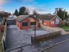 11, Welby Drive, Gosberton, Spalding PE11 4HU