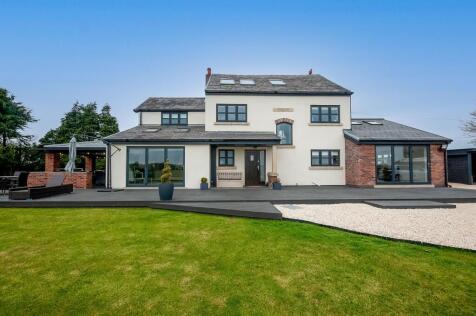 Winwick Lane, Croft, WA3