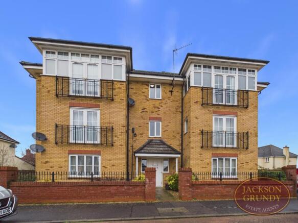 St Crispin Crescent