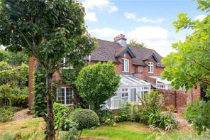 2, Ketchers Cottages, Fountain Road, Selborne, Alton GU34 3DA