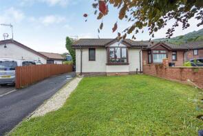 39, Darran Park, Neath SA10 6PX