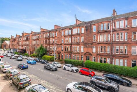 3/2 279 Crow Road, Broomhill, G11 7BG