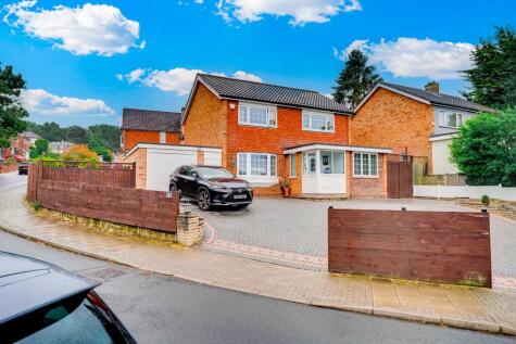 Holland Close, Bromley, BR2
