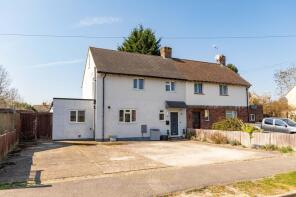 5, Selbys, Lingfield RH7 6DU
