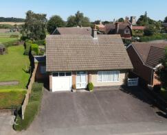Marlow House, Main Road, Plumtree NG12 5NB