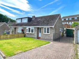 73, Kirkwood Drive, Lindley, Huddersfield HD3 3WH