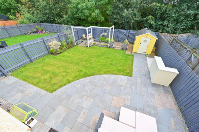 Beautiful rear garden
