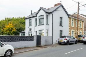 Oakfield, High Street, Trelewis, Treharris CF46 6AB