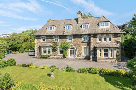 6 Thornbarrow Hall, Thornbarrow Drive, Windermere, Cumbria, LA23 2EP