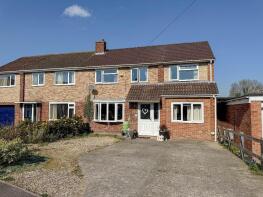 10, Queens Gardens, Trowbridge BA14 7PU