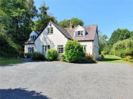 Larchwood, Sheepwash Lane, Kidderminster DY11 5SE