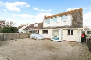 Shearwater, Coast Road, Berrow, Burnham-on-sea TA8 2QS
